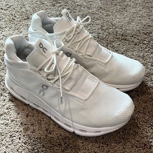 On cloudtec women’s size 10